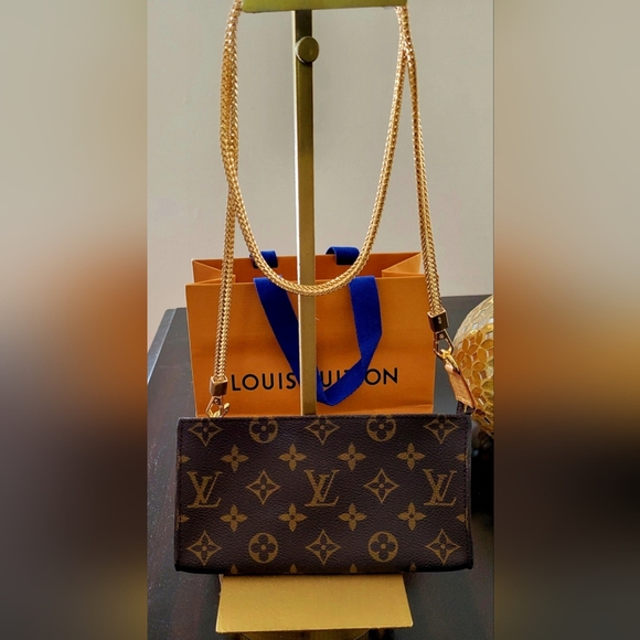 Louis Vuitton Handbags - 100% Authentic Louis Vuitton Monogram Pouch